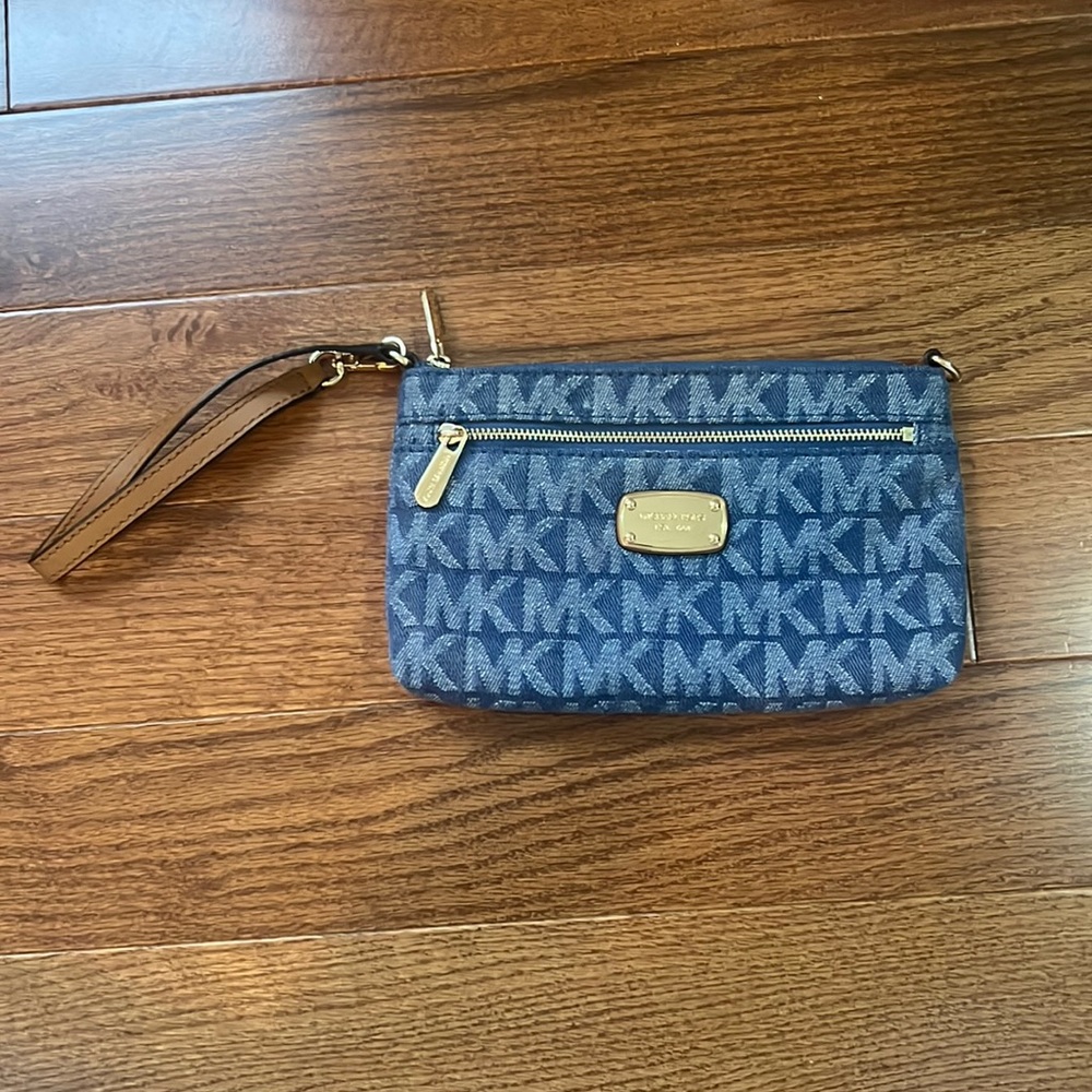 Michael Kors Jean Wristlet